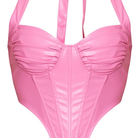 Pink faux leather ruched halter corset - Picture 5 of 5